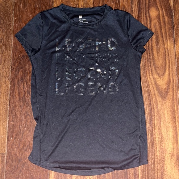 All In Motion Top - Picture 2 of 5